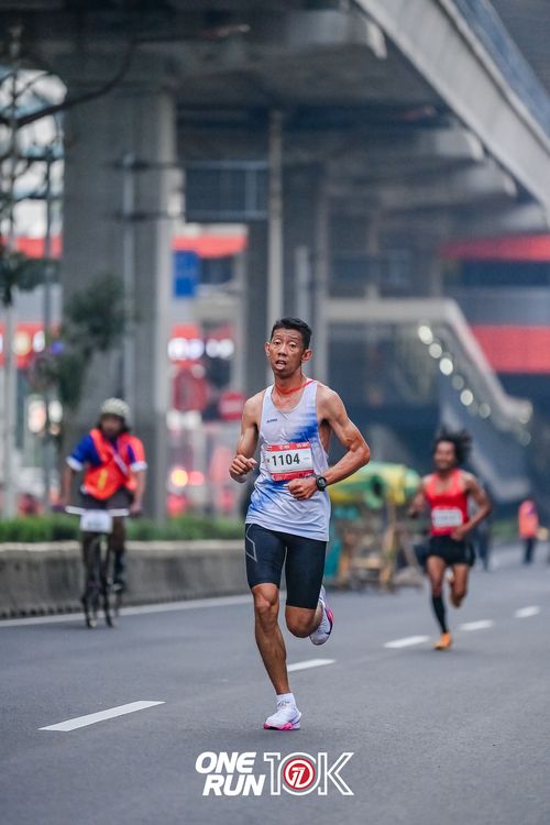 Race photo from ONE RUN 10K 2025