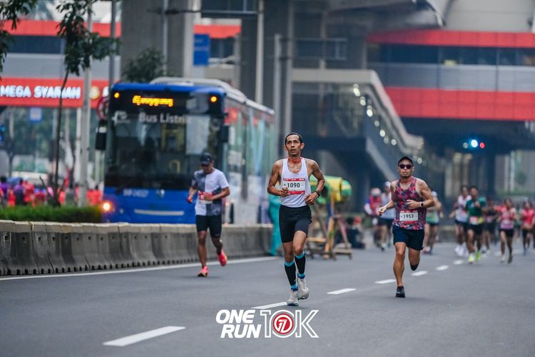 Race photo from ONE RUN 10K 2025