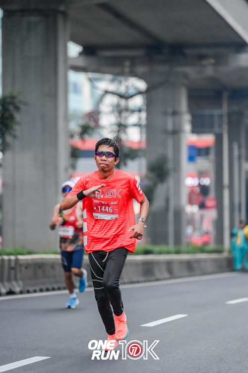 Race photo from ONE RUN 10K 2025