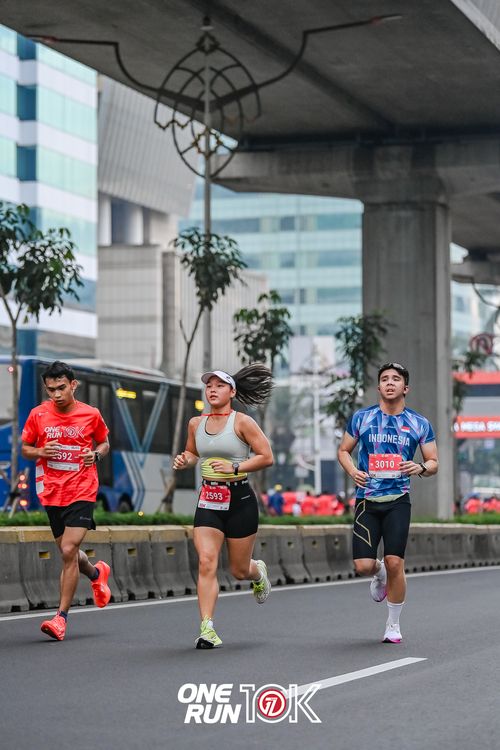 Race photo from ONE RUN 10K 2025