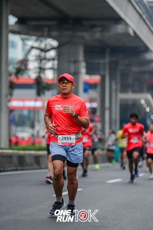 Race photo from ONE RUN 10K 2025