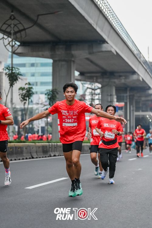 Race photo from ONE RUN 10K 2025