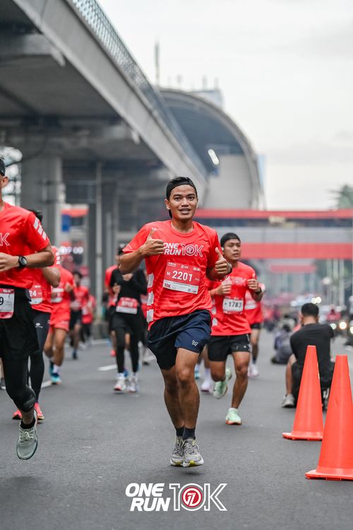 Race photo from ONE RUN 10K 2025