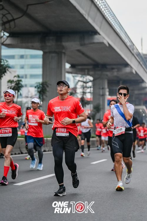 Race photo from ONE RUN 10K 2025
