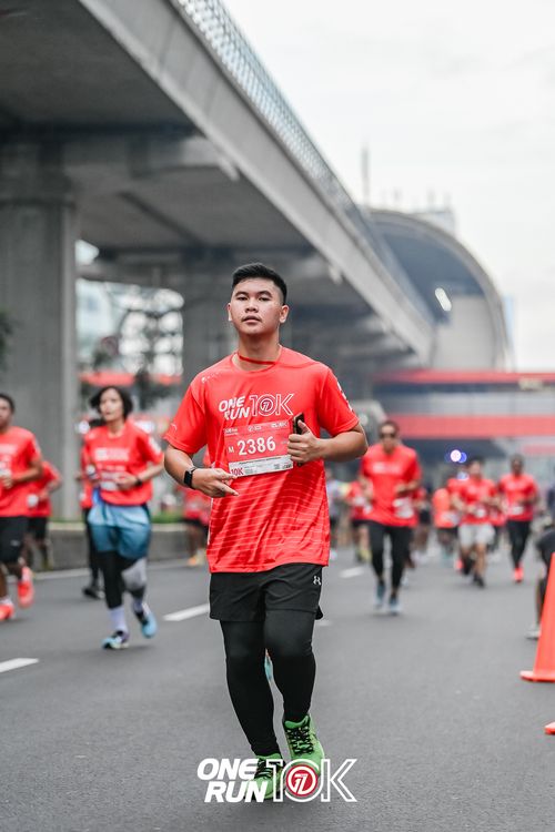 Race photo from ONE RUN 10K 2025