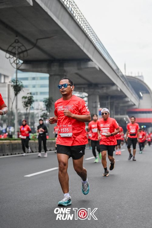 Race photo from ONE RUN 10K 2025