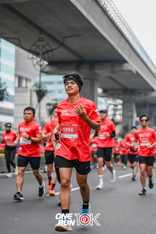 Race photo from ONE RUN 10K 2025