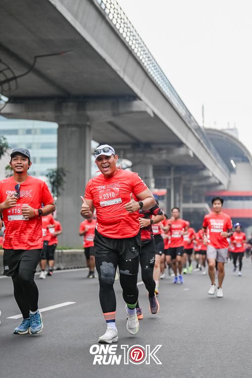 Race photo from ONE RUN 10K 2025