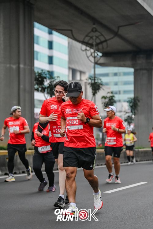 Race photo from ONE RUN 10K 2025