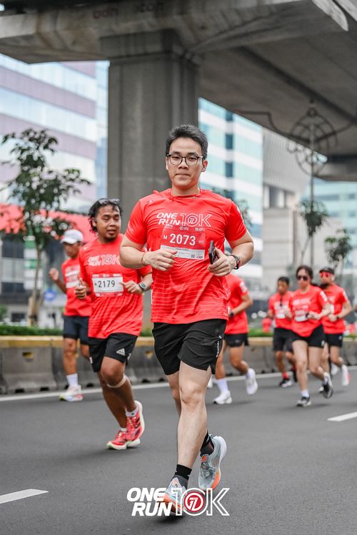 Race photo from ONE RUN 10K 2025