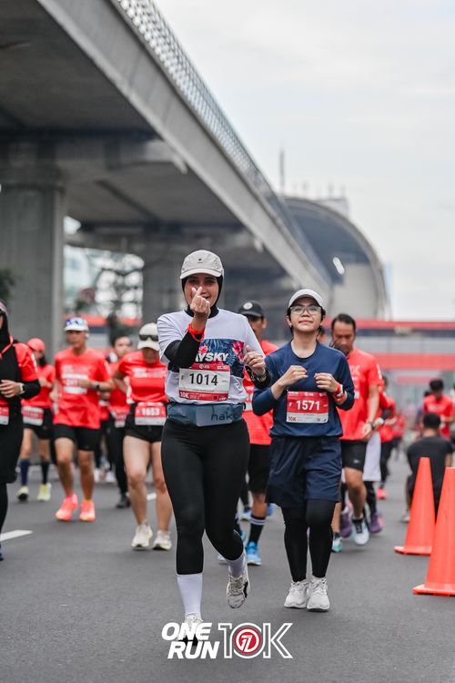 Race photo from ONE RUN 10K 2025
