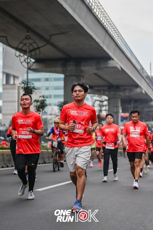 Race photo from ONE RUN 10K 2025