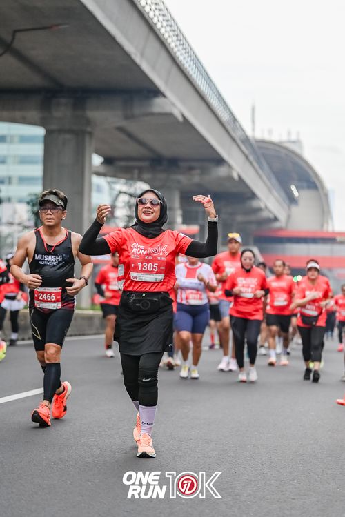 Race photo from ONE RUN 10K 2025