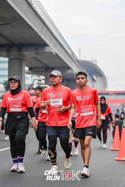 Race photo from ONE RUN 10K 2025