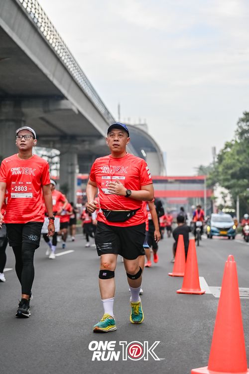 Race photo from ONE RUN 10K 2025