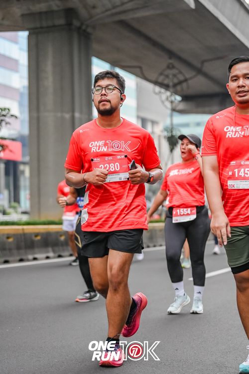 Race photo from ONE RUN 10K 2025