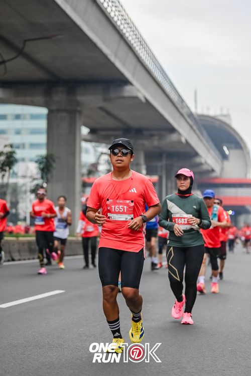 Race photo from ONE RUN 10K 2025