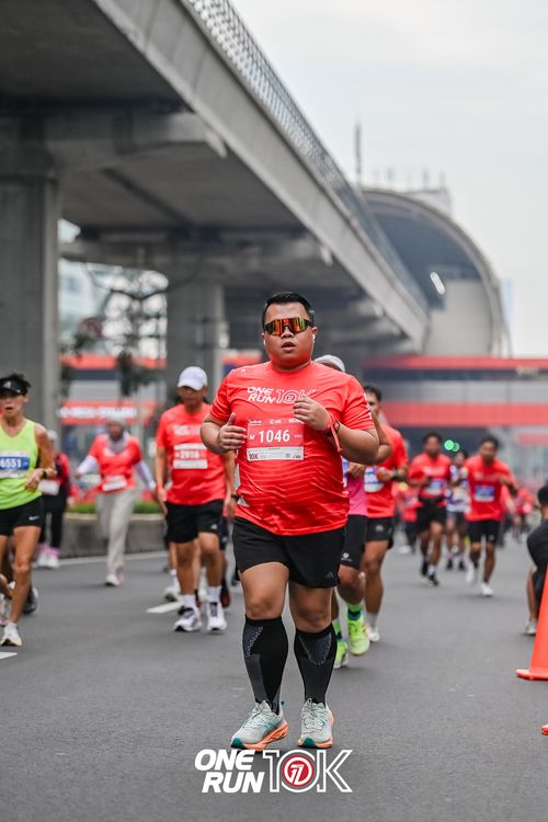 Race photo from ONE RUN 10K 2025