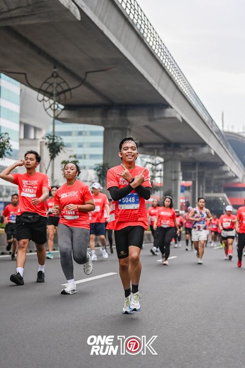 Race photo from ONE RUN 10K 2025