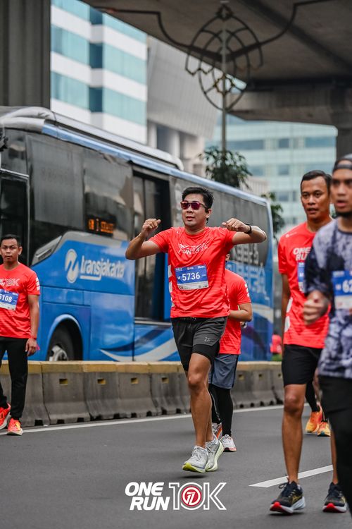 Race photo from ONE RUN 10K 2025