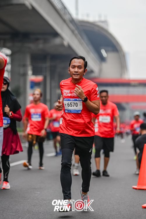 Race photo from ONE RUN 10K 2025