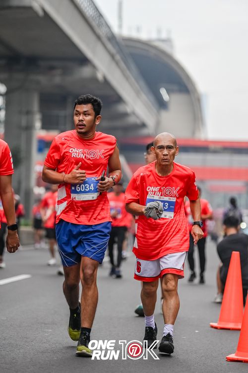 Race photo from ONE RUN 10K 2025