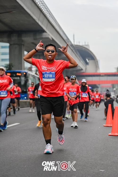 Race photo from ONE RUN 10K 2025