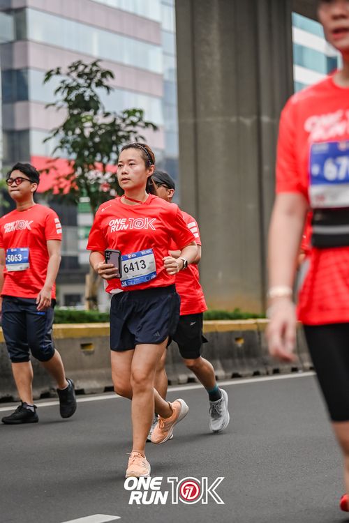 Race photo from ONE RUN 10K 2025