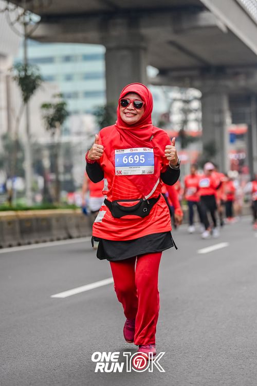 Race photo from ONE RUN 10K 2025