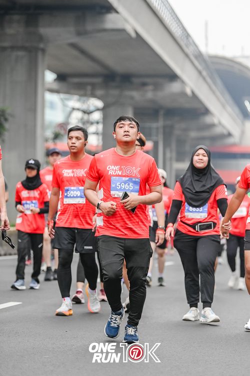 Race photo from ONE RUN 10K 2025