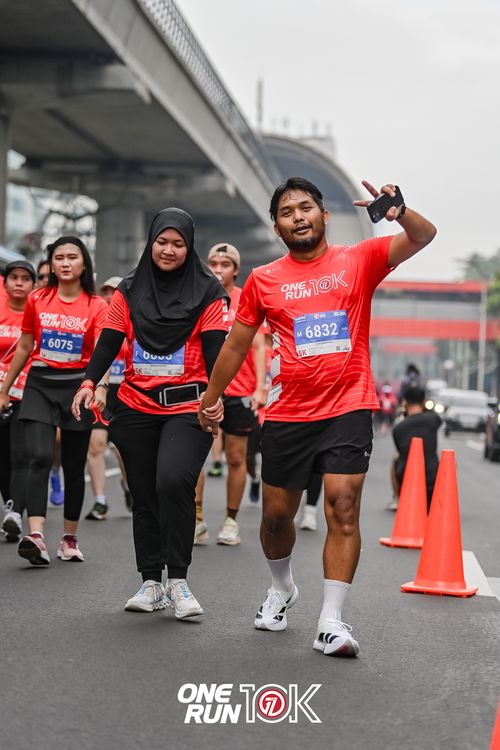 Race photo from ONE RUN 10K 2025
