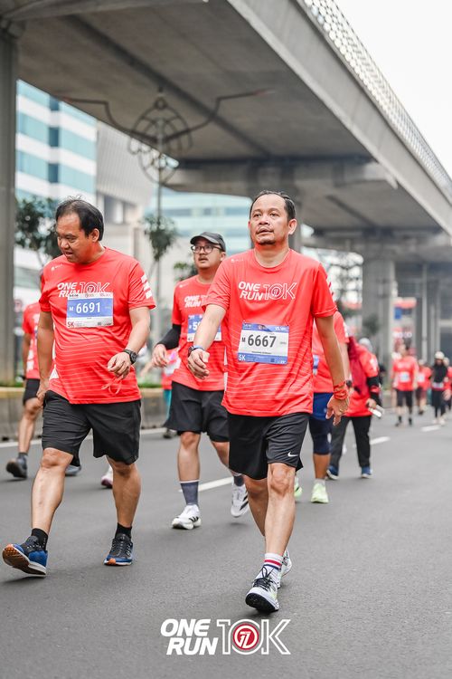 Race photo from ONE RUN 10K 2025