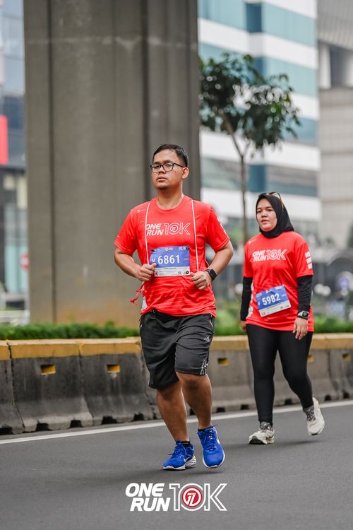 Race photo from ONE RUN 10K 2025