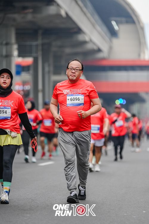 Race photo from ONE RUN 10K 2025
