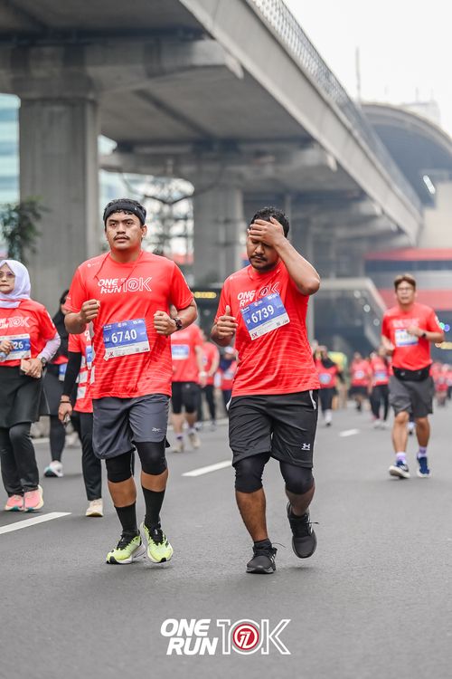 Race photo from ONE RUN 10K 2025