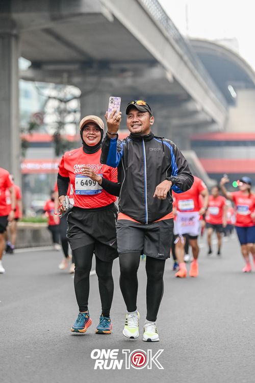 Race photo from ONE RUN 10K 2025