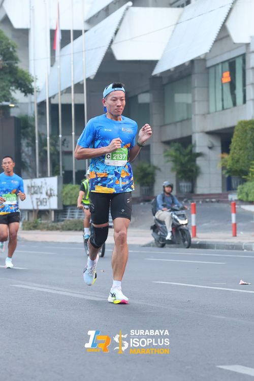 Race photo from SURABAYA ISOPLUS MARATHON 2025