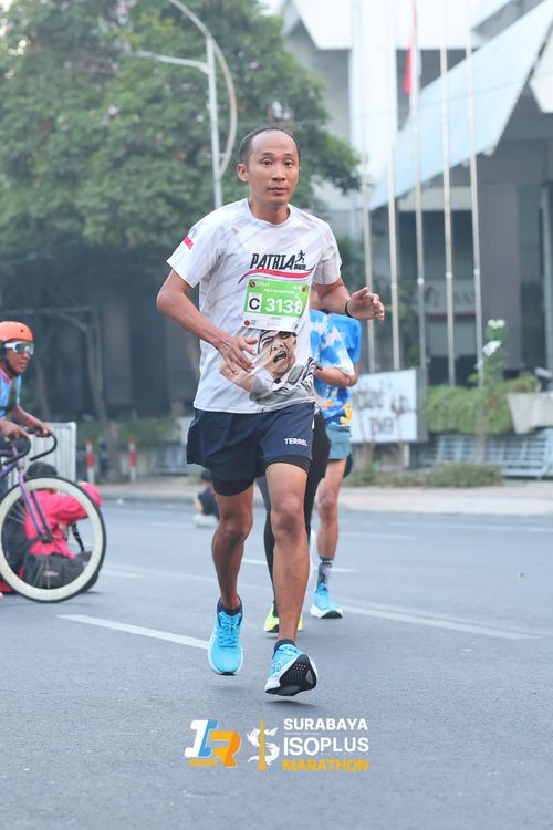 Race photo from SURABAYA ISOPLUS MARATHON 2025