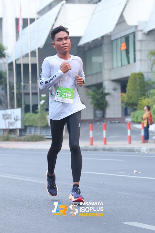 Race photo from SURABAYA ISOPLUS MARATHON 2025