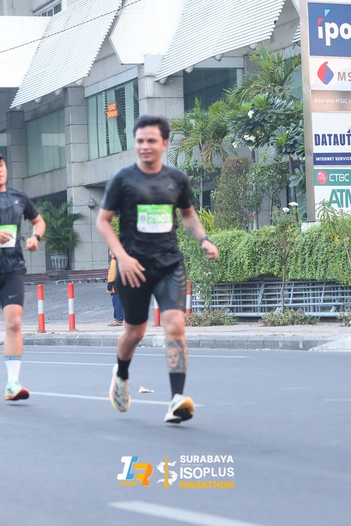 Race photo from SURABAYA ISOPLUS MARATHON 2025