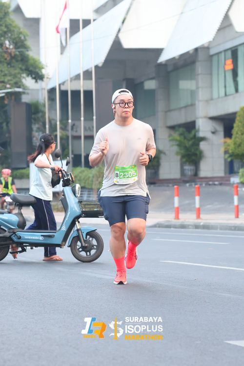Race photo from SURABAYA ISOPLUS MARATHON 2025