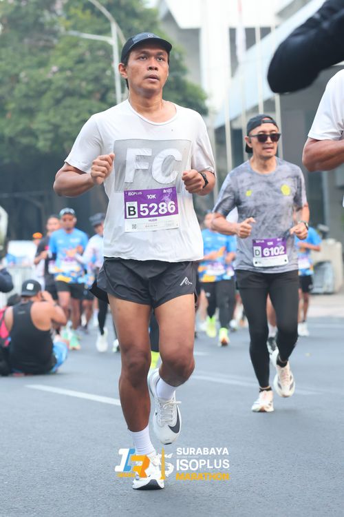 Race photo from SURABAYA ISOPLUS MARATHON 2025