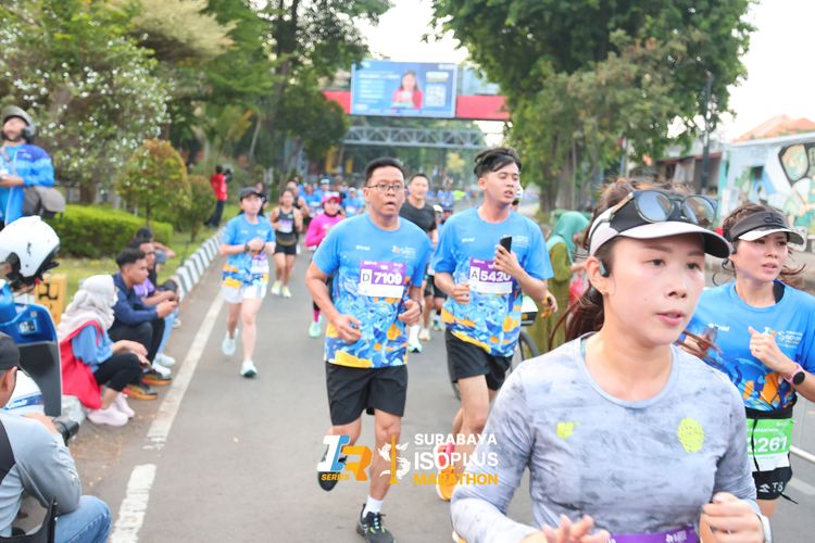 Race photo from SURABAYA ISOPLUS MARATHON 2025
