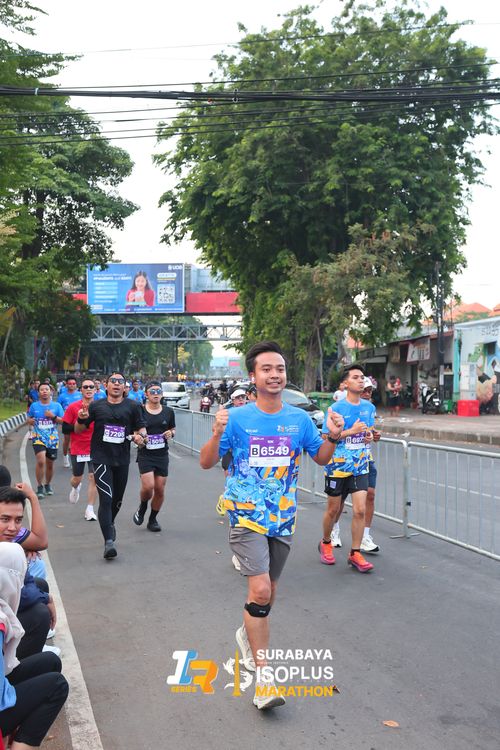 Race photo from SURABAYA ISOPLUS MARATHON 2025