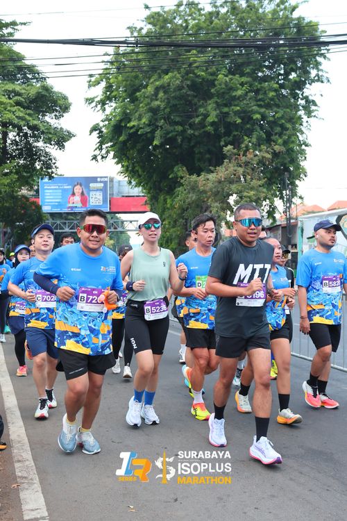Race photo from SURABAYA ISOPLUS MARATHON 2025
