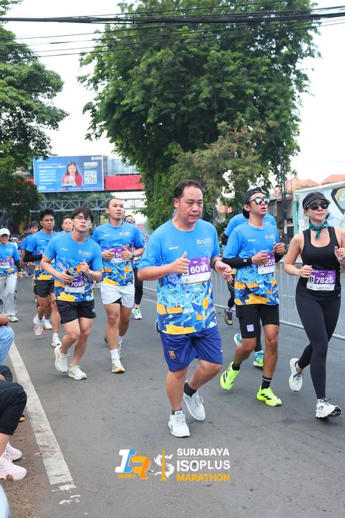 Race photo from SURABAYA ISOPLUS MARATHON 2025