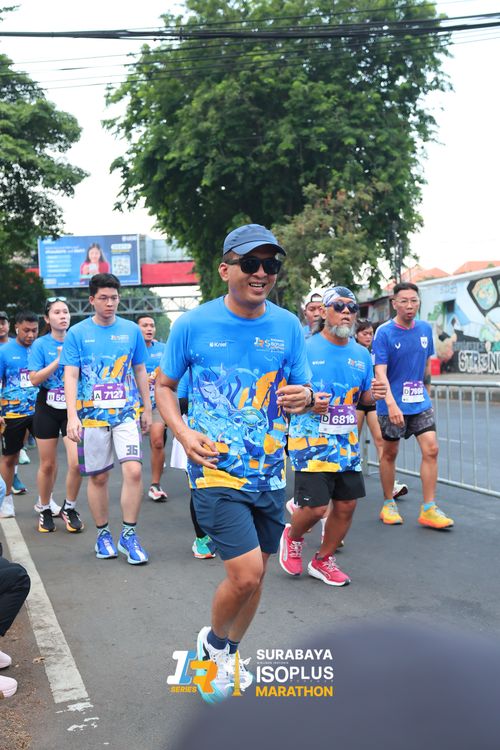 Race photo from SURABAYA ISOPLUS MARATHON 2025