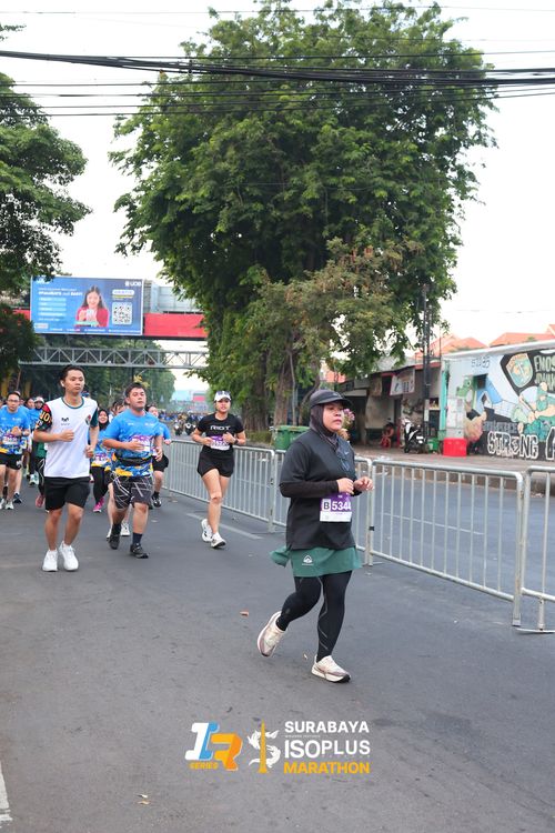 Race photo from SURABAYA ISOPLUS MARATHON 2025