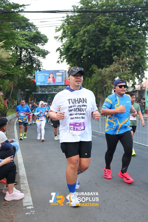 Race photo from SURABAYA ISOPLUS MARATHON 2025
