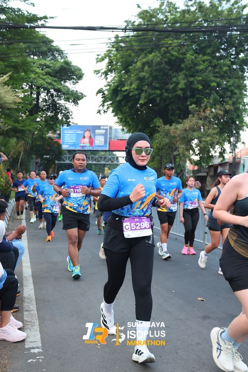 Race photo from SURABAYA ISOPLUS MARATHON 2025